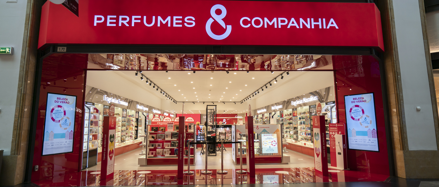 Perfumes & Companhia